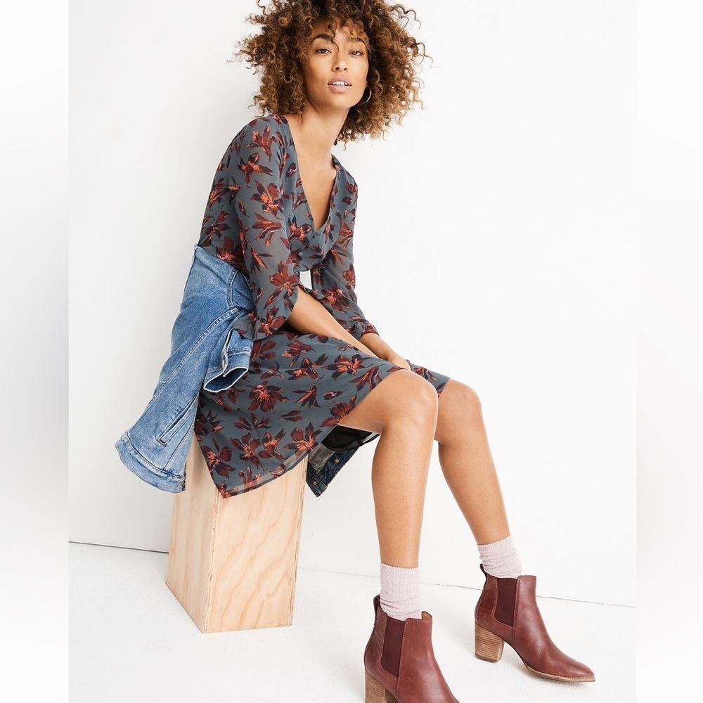 Madewell Moonblossom Ruffle-Sleeve Dress in Winter Orchid - Picture 2 of 11
